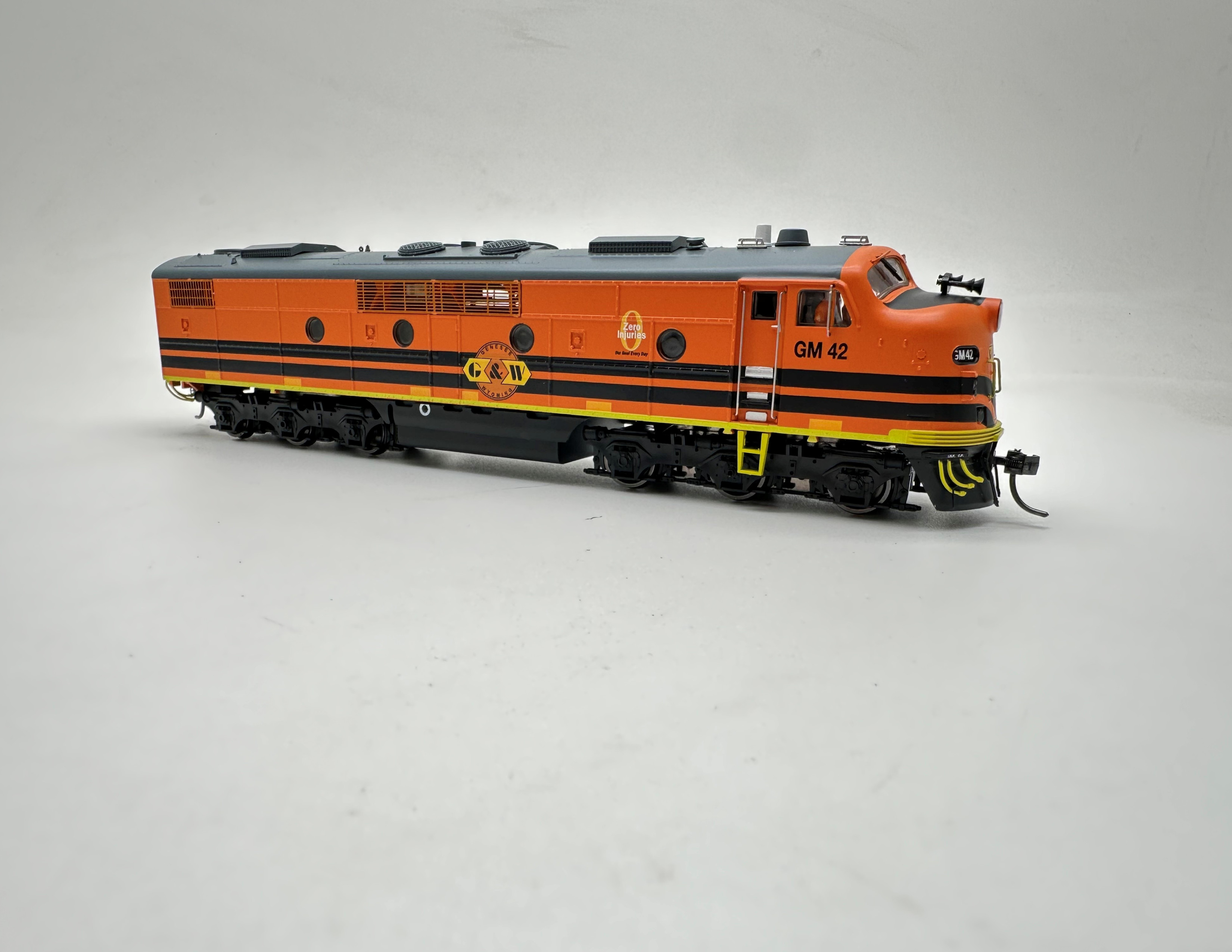 GM42 - Orange / Black - Arriving Soon